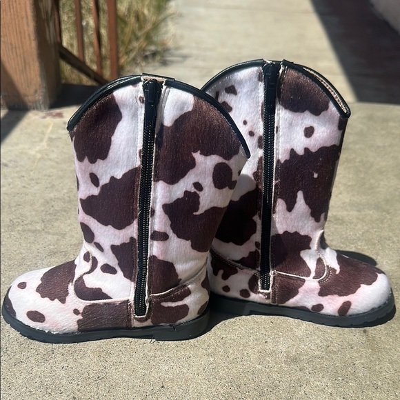 Faux Fur Cowgirl Boots Kids Toddler Size 8 - Picture 4 of 4